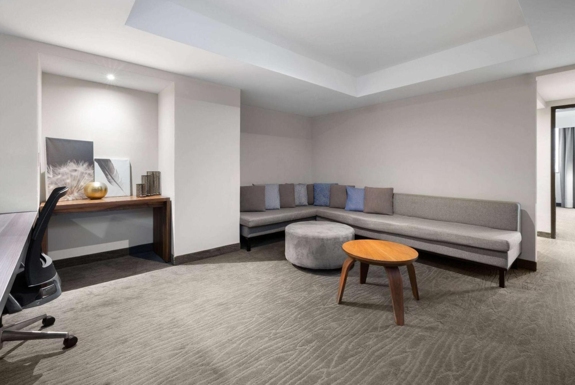 Hotel Wyndham Monterrey Ambassador Centro Extérieur photo